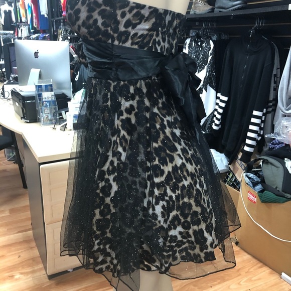 Speechless juniors women’s cheetah cocktail dress - Picture 2 of 8